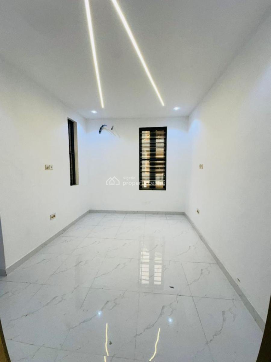 Spaciously Built 4 Bedroom Fully Detached Duplex with Bq, Omole Phase 1, Omole Phase 1, Ikeja, Lagos, Detached Duplex for Sale