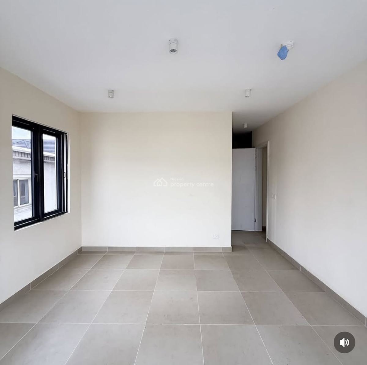 Contemporary 2/3 Bedroom Apartment, Lekki Phase 1, Lekki, Lagos, Block of Flats for Sale