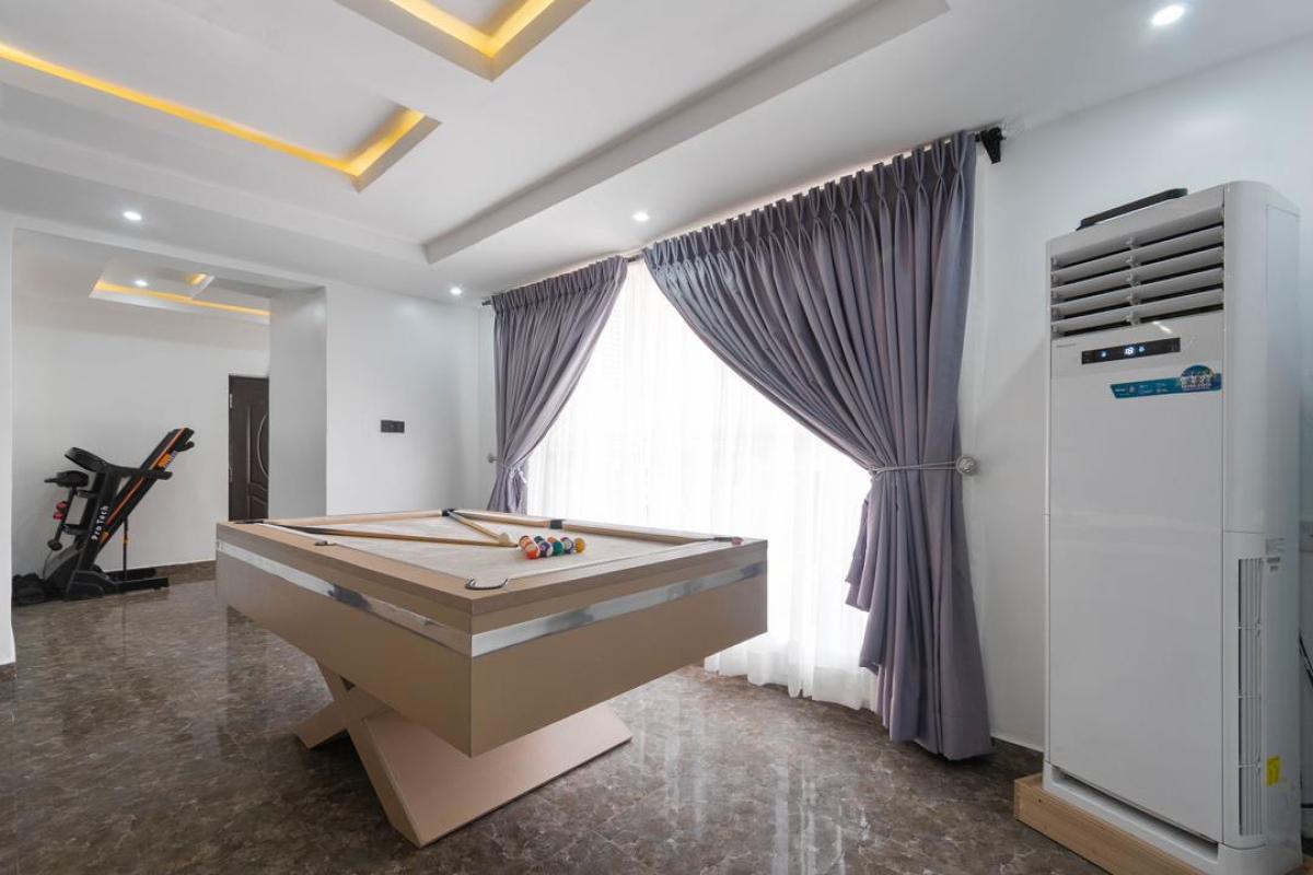Cozy 3 Bedroom Apartment with Pool, Snooker & Gym, Oniru, Victoria Island (vi), Lagos, Flat / Apartment Short Let