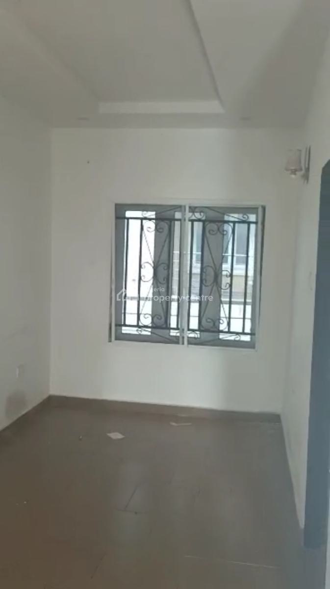 2 Bedroom Apartment, River Park Estate, Airport Road, Lugbe District, Abuja, Flat / Apartment for Rent