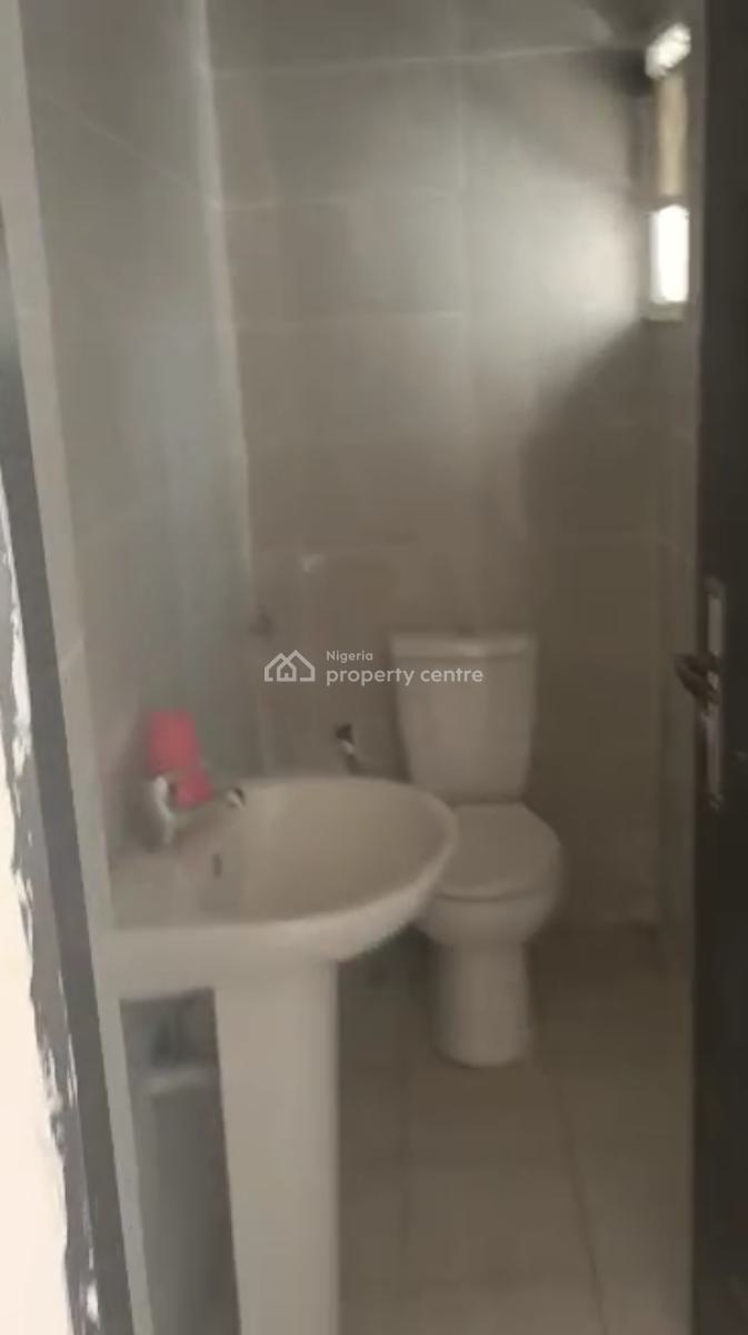 2 Bedroom Apartment, River Park Estate, Airport Road, Lugbe District, Abuja, Flat / Apartment for Rent