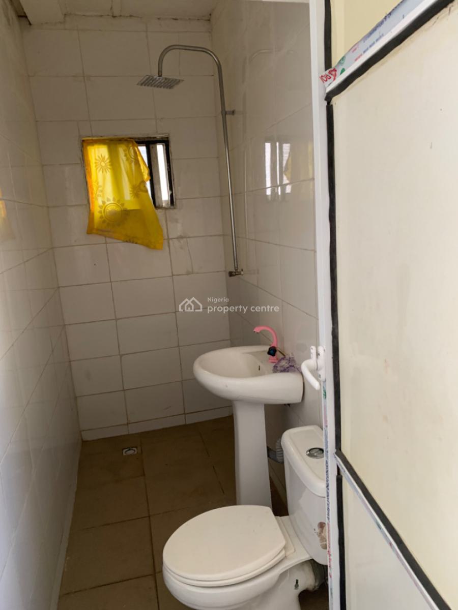 1 Bedroom Block of Flat, Wuse 2 District, Abuja., Wuse 2, Abuja, Mini Flat (room and Parlour) for Rent