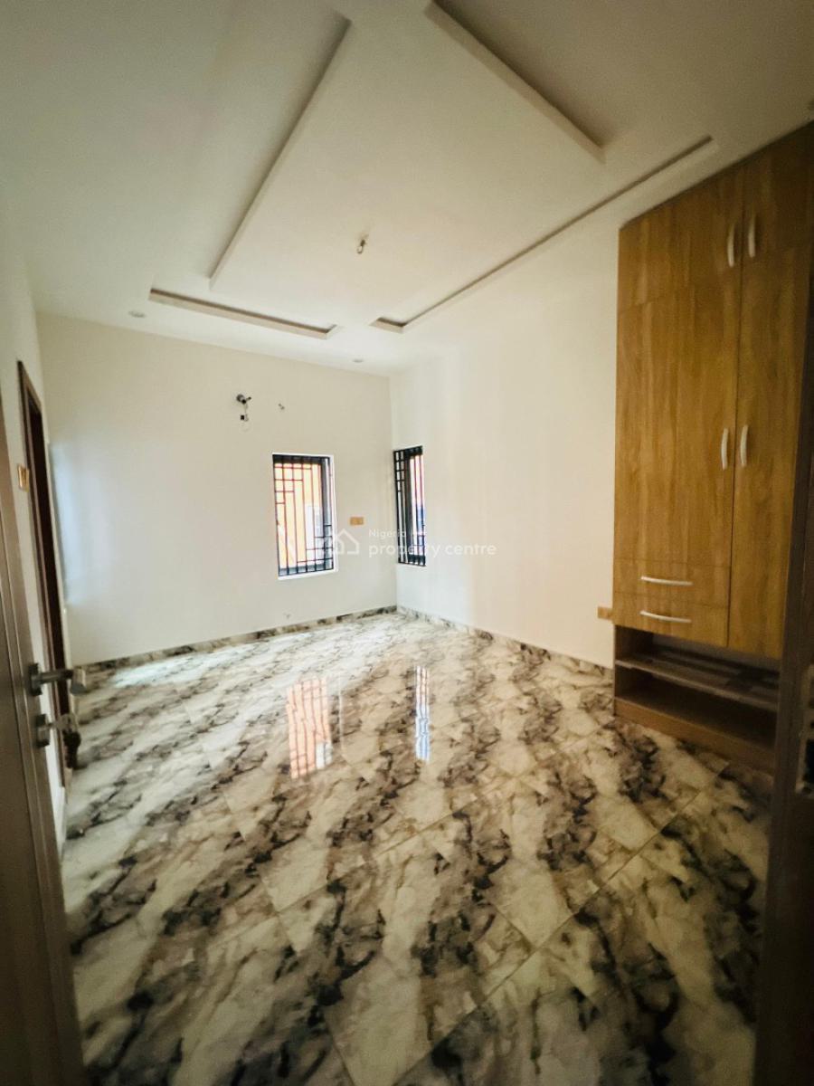 Newly Built 2-bedroom Apartment, Surulere, Lagos, Block of Flats for Sale