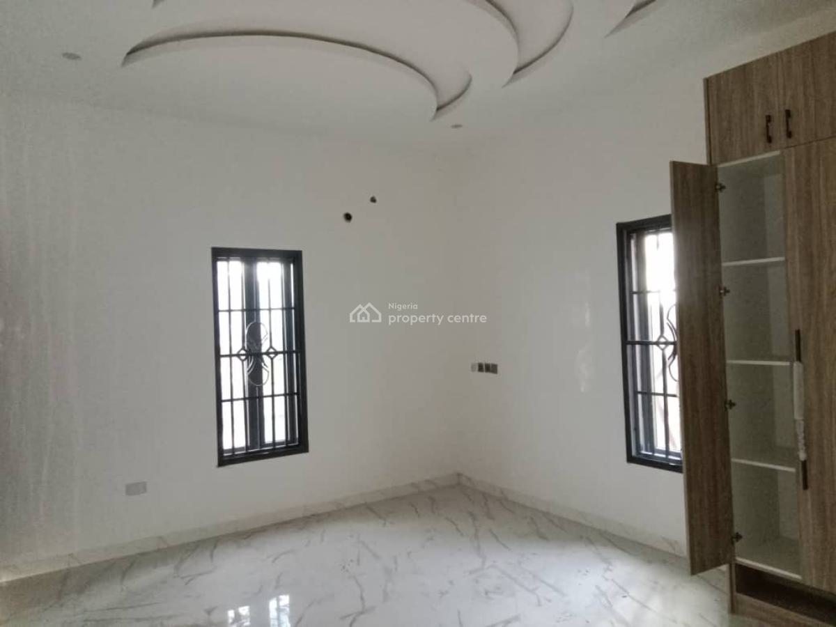 5 Bedrooms Terrace Duplex and Bq, Estate in Gaduwa District, Gaduwa, Abuja, Terraced Duplex for Rent
