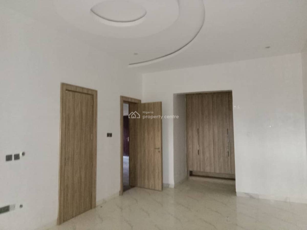 5 Bedrooms Terrace Duplex and Bq, Estate in Gaduwa District, Gaduwa, Abuja, Terraced Duplex for Rent