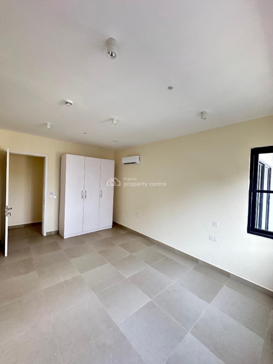 2 Bedroom Apartments, Lekki Phase 1, Lekki, Lagos, Flat / Apartment for Sale