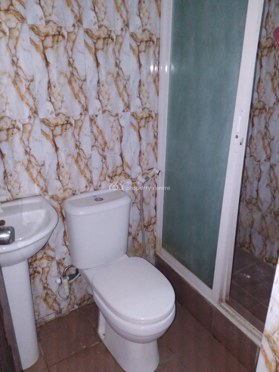 Mini Flat Upstairs, Off Lekki Beach Road, Jakande, Lekki, Lagos, Mini Flat (room and Parlour) for Rent