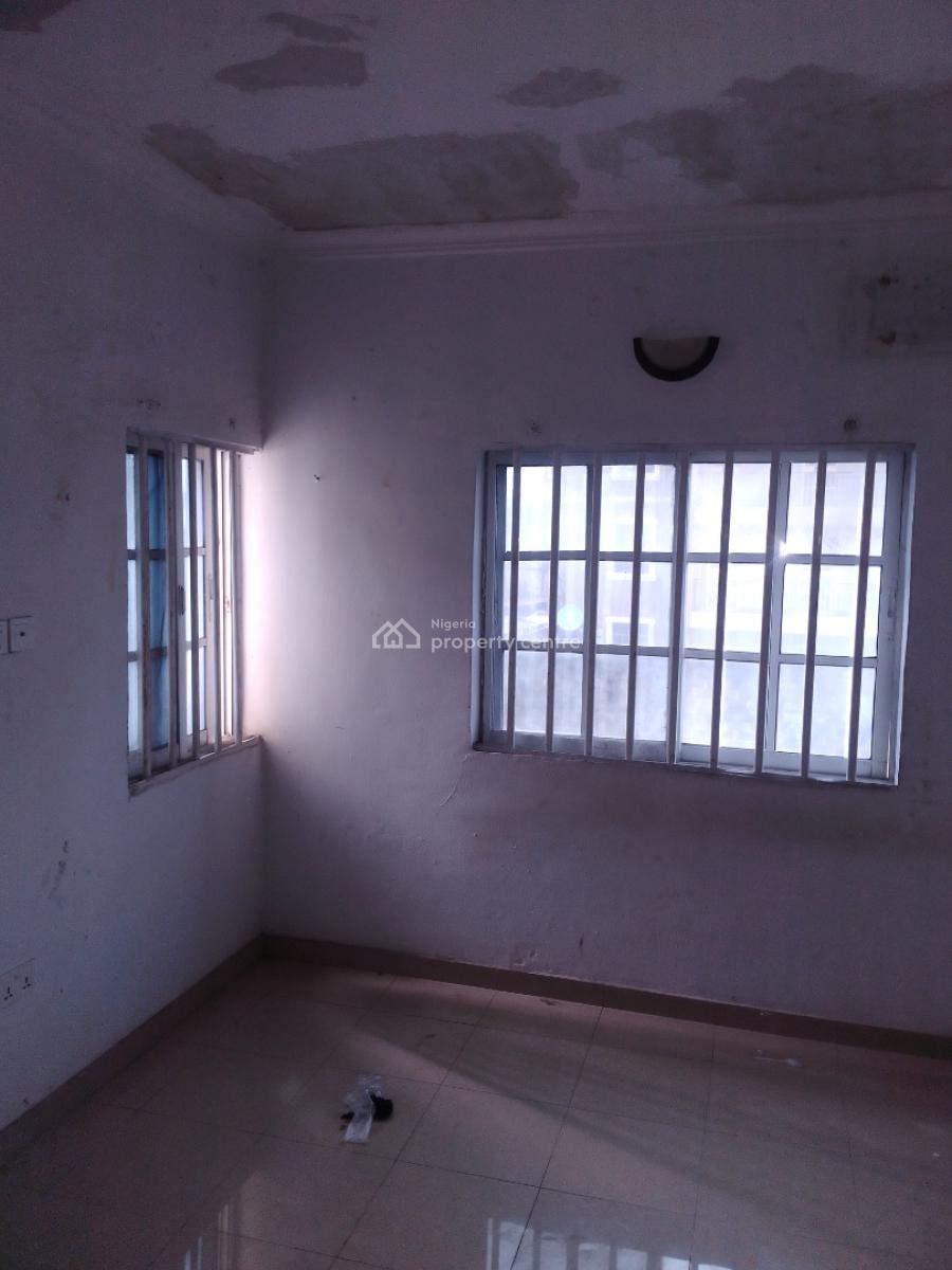 Mini Flat Upstairs, Off Lekki Beach Road, Jakande, Lekki, Lagos, Mini Flat (room and Parlour) for Rent