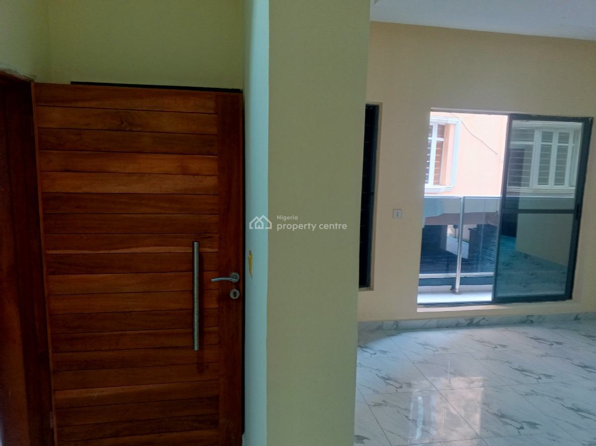 Brand New Luxury 3 Bedrooms Flat, Atlantic View Estate, Alpha Beach Road, New-road Bustop, Igbo Efon, Lekki, Lagos, Flat / Apartment for Rent