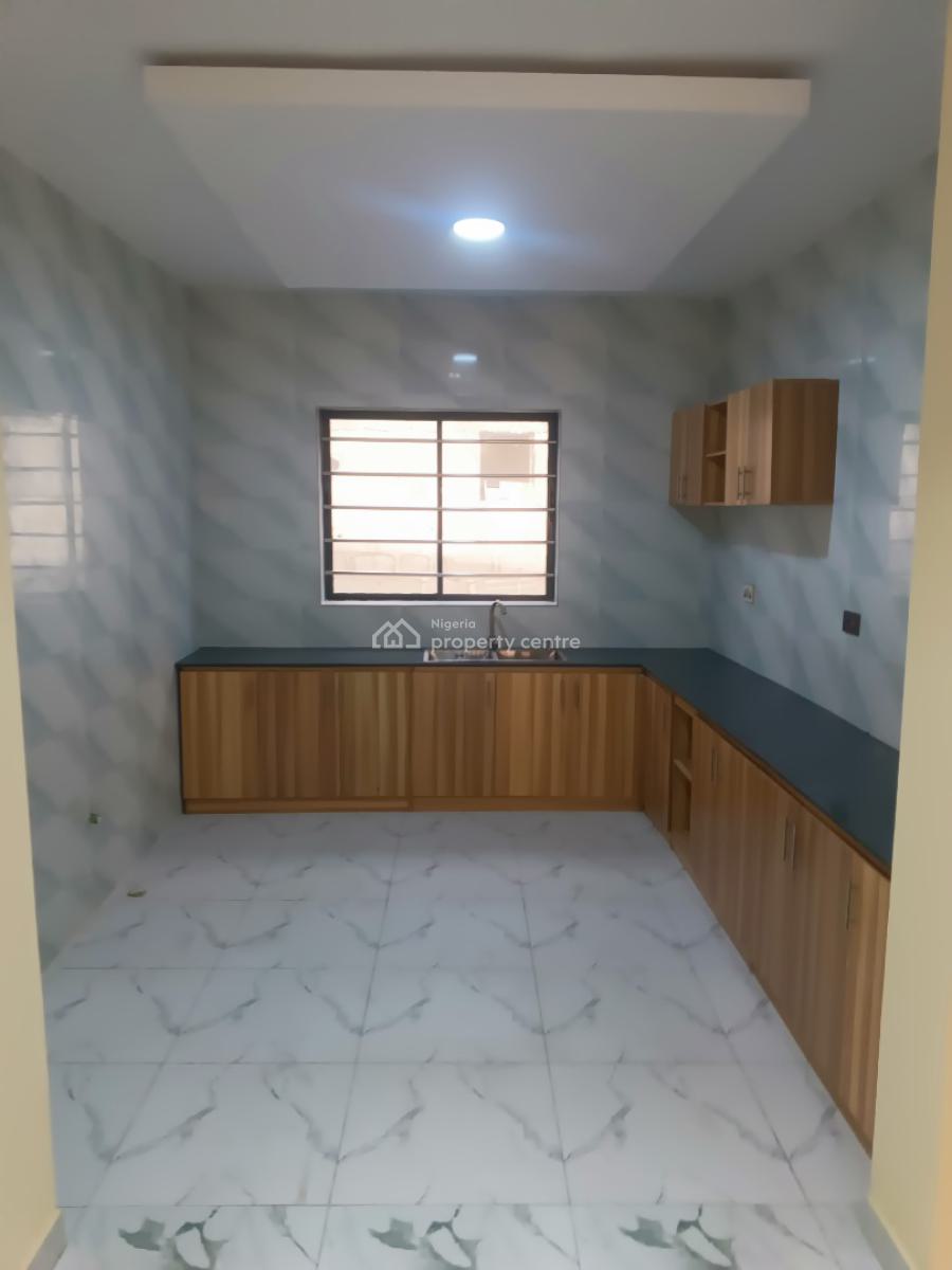 Brand New Luxury 3 Bedrooms Flat, Atlantic View Estate, Alpha Beach Road, New-road Bustop, Igbo Efon, Lekki, Lagos, Flat / Apartment for Rent
