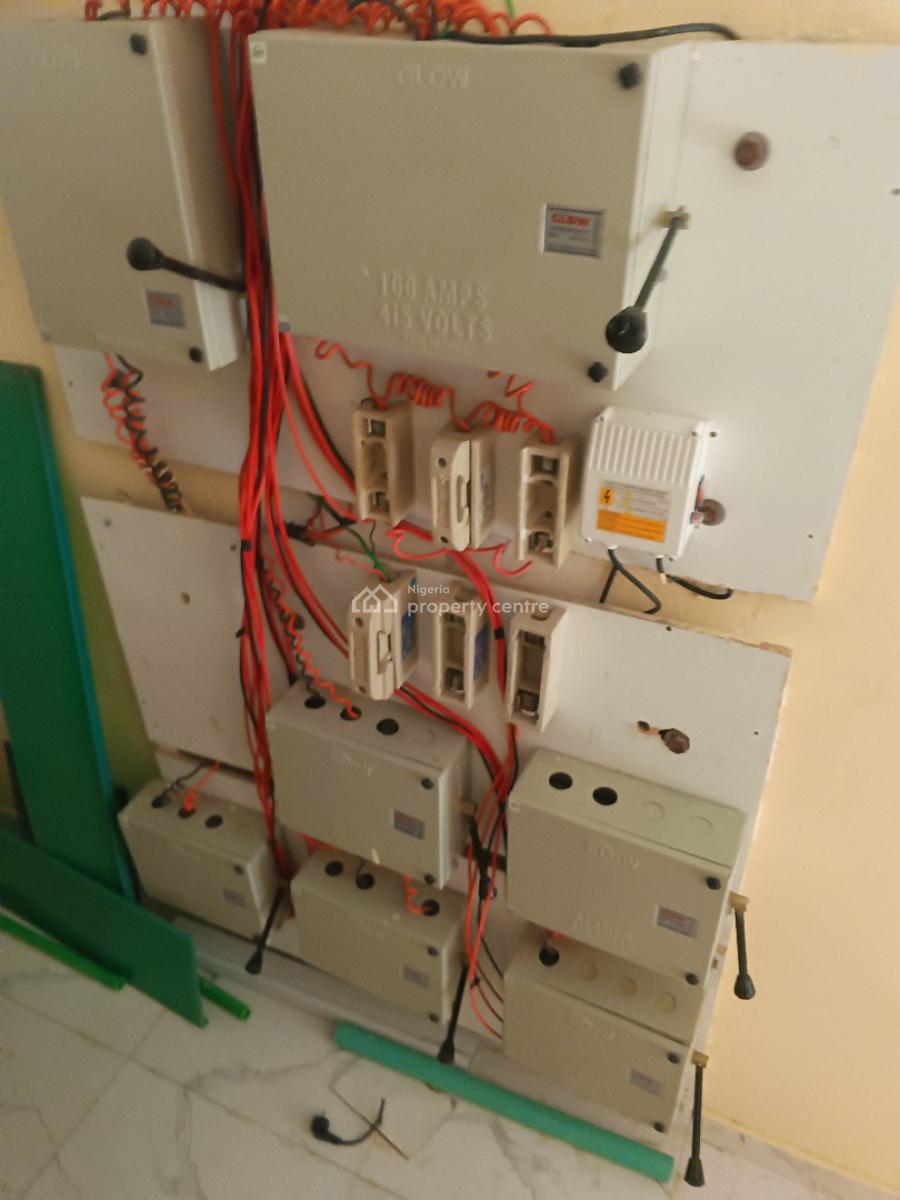 Brand New Luxury 3 Bedrooms Flat, Atlantic View Estate, Alpha Beach Road, New-road Bustop, Igbo Efon, Lekki, Lagos, Flat / Apartment for Rent