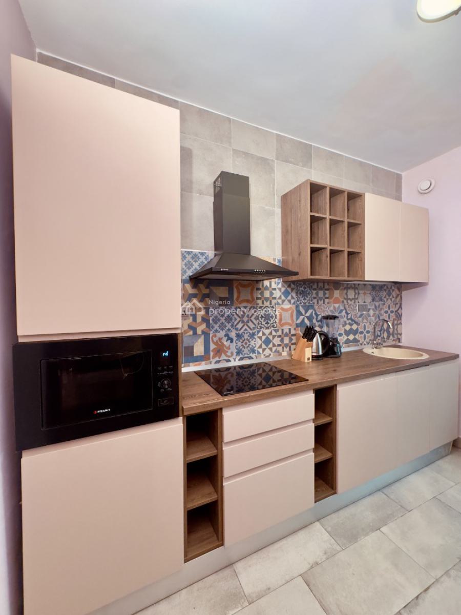 Lovely 2 Bedroom with Excellent View, Peace Estate, Maryland, Lagos, Flat / Apartment Short Let