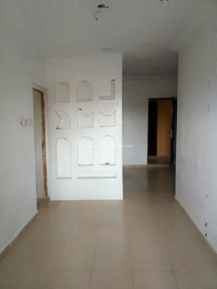 Just Out Potable 2 Bedroom Apartment in Gated Street (estate), Ori-oke, Ogudu, Lagos, Flat / Apartment for Rent