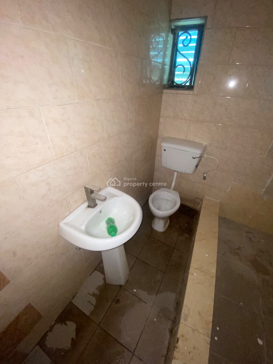 Luxurious Standard Two Bedroom Flat, Chevy View Chevrons, Lekki, Lagos, Flat / Apartment for Rent