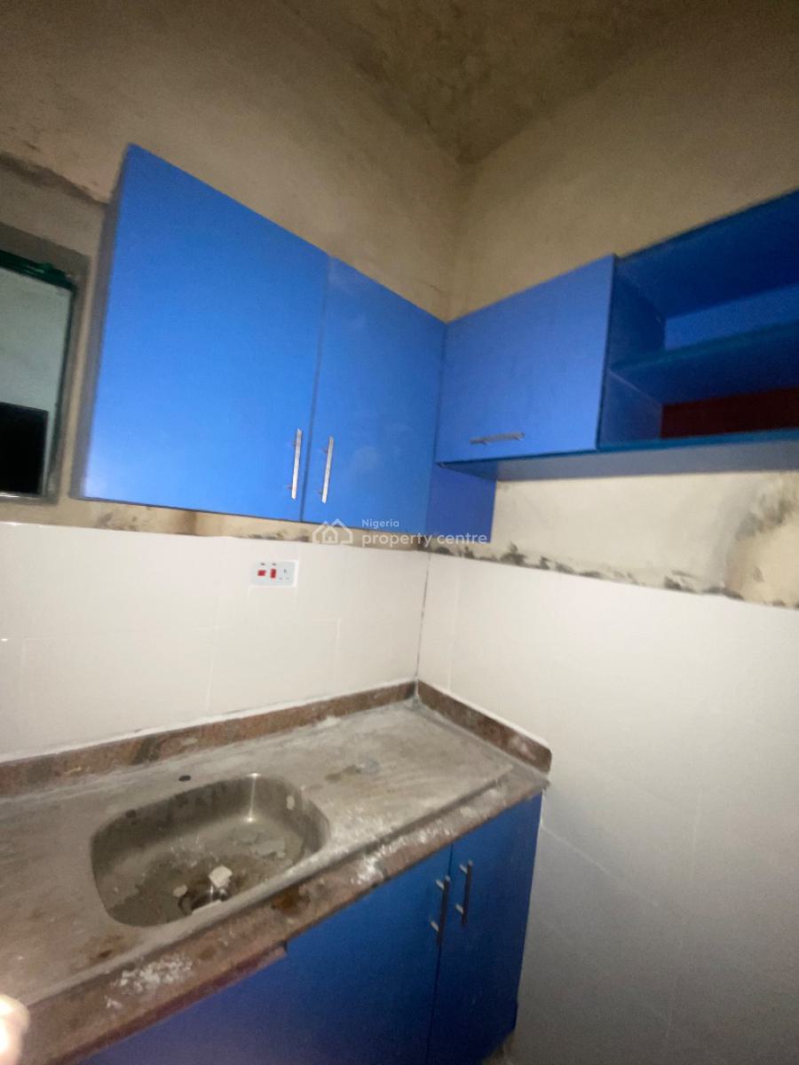 Luxurious Standard Two Bedroom Flat, Chevy View Chevrons, Lekki, Lagos, Flat / Apartment for Rent