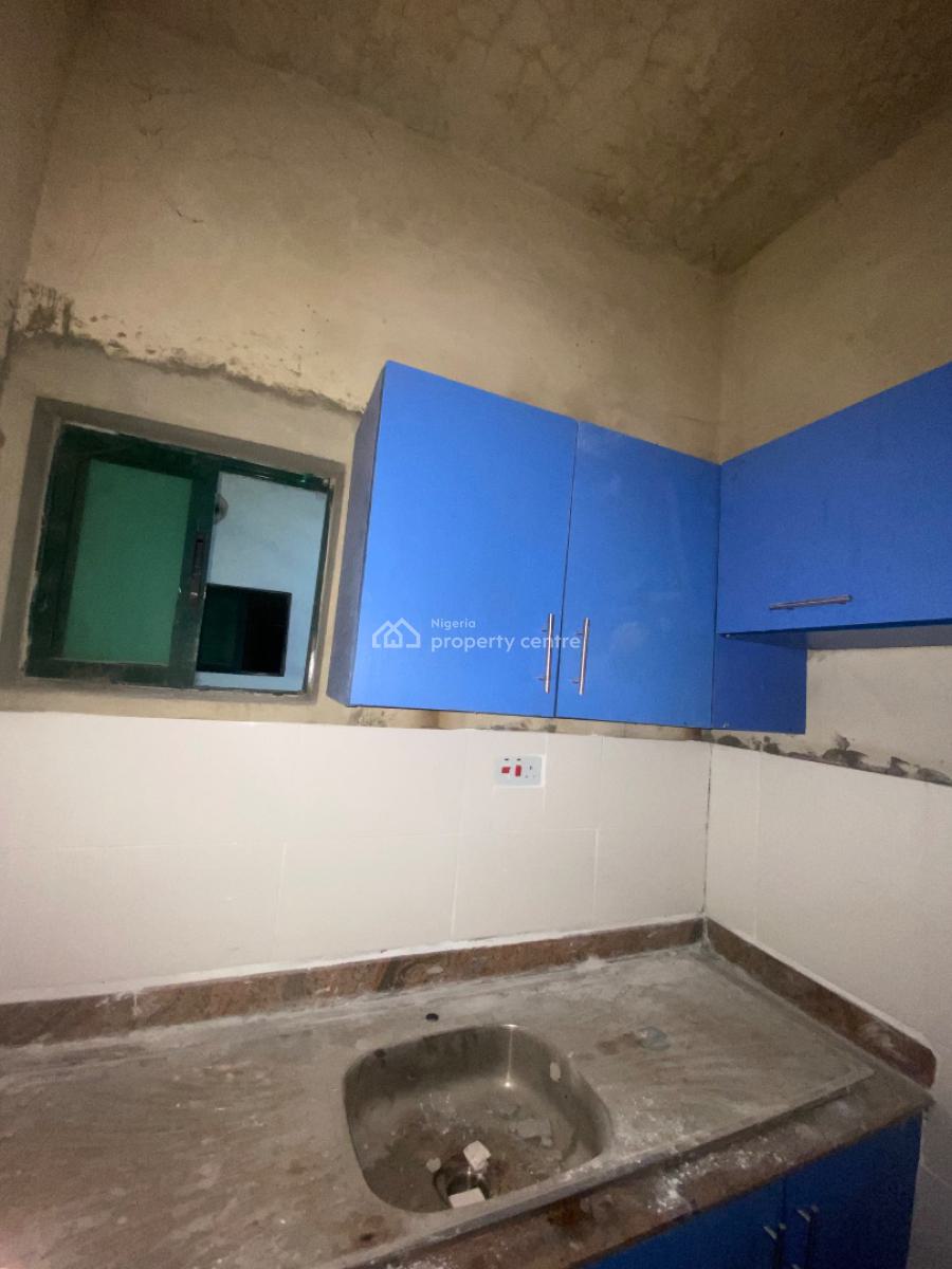 Luxurious Standard Two Bedroom Flat, Chevy View Chevrons, Lekki, Lagos, Flat / Apartment for Rent