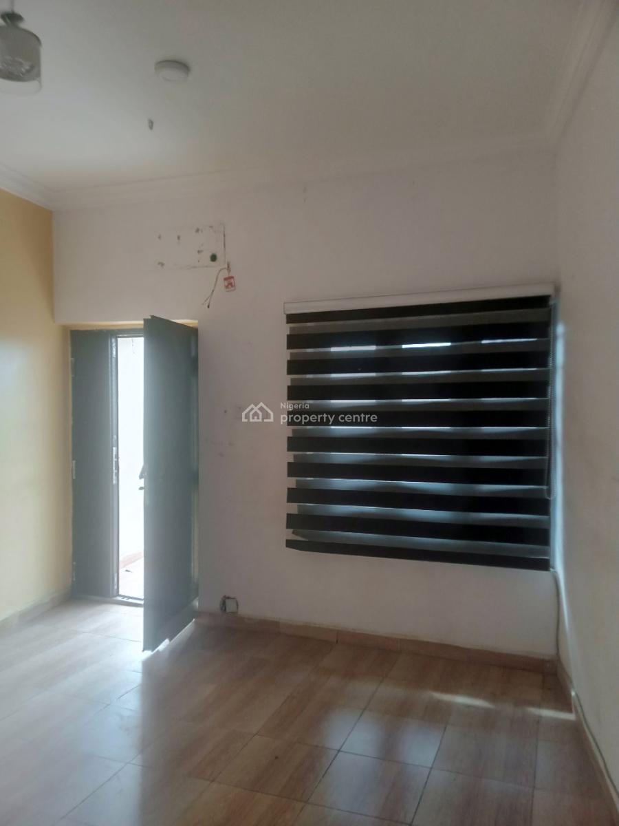 Executive and Spacious Mini Flat, Elemoro Road, Bogije, Ibeju Lekki, Lagos, Mini Flat (room and Parlour) for Rent