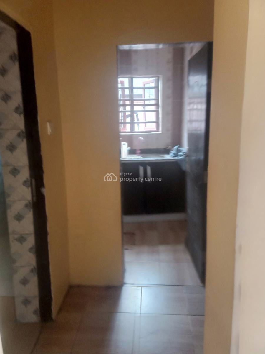 Executive and Spacious Mini Flat, Elemoro Road, Bogije, Ibeju Lekki, Lagos, Mini Flat (room and Parlour) for Rent