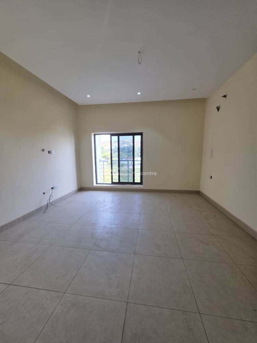 5bedroom Fully Detached House with Pool, Guzape District, Abuja, Detached Duplex for Sale