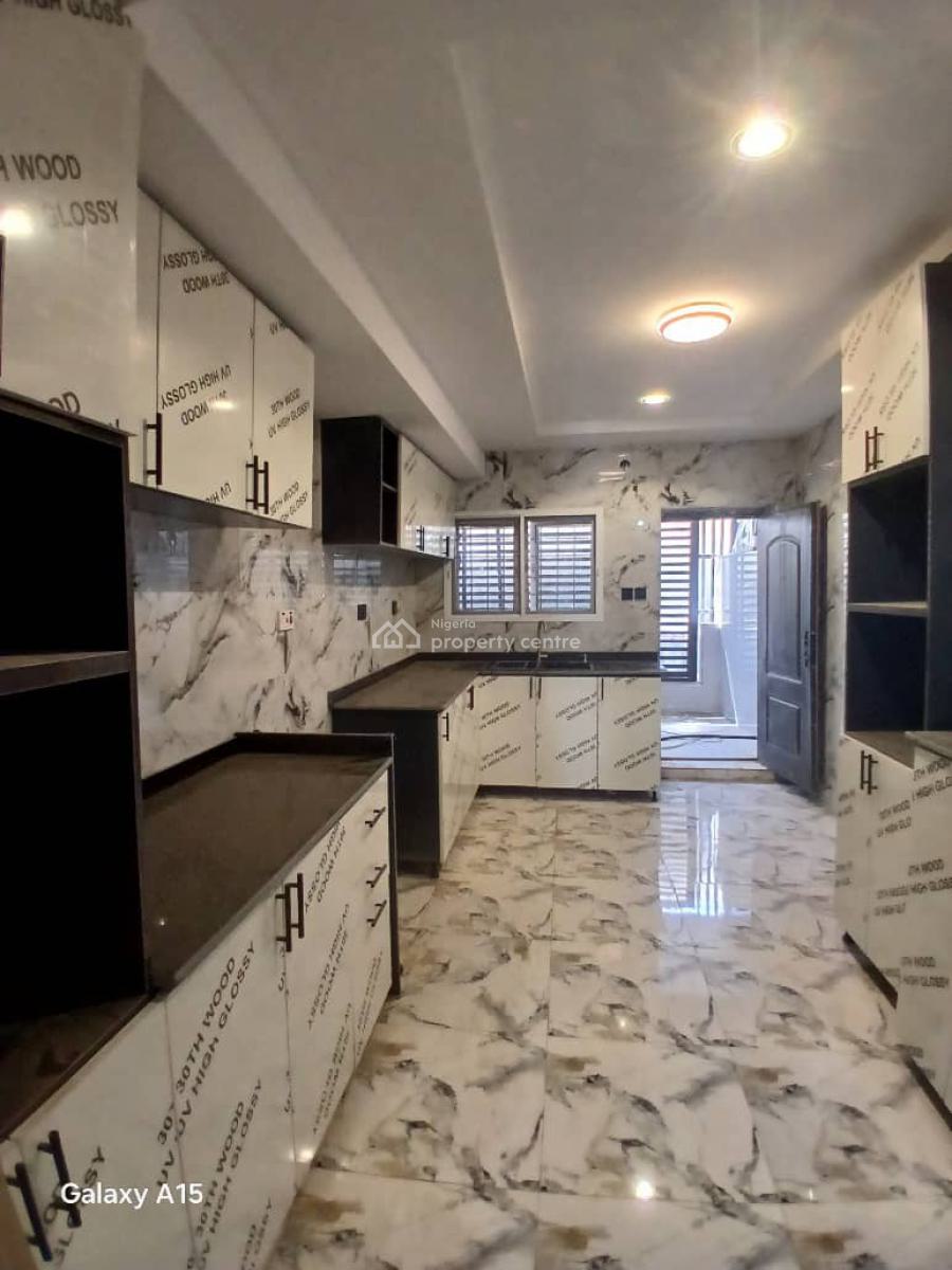 a Well-built 4-bedroom Terrace Duplex, Apo-gudu District By Ceadercrest Hospital., Apo, Abuja, Terraced Duplex for Rent