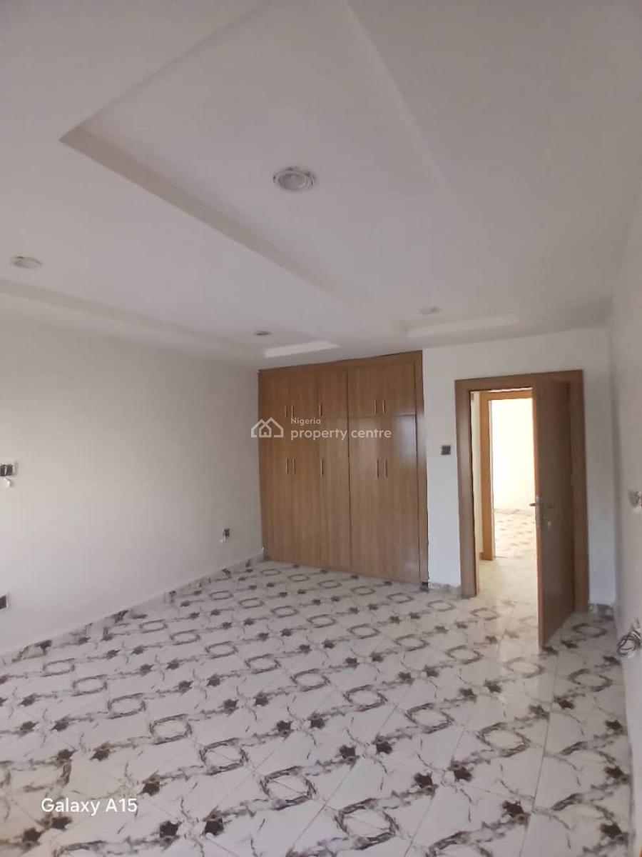 a Well-built 4-bedroom Terrace Duplex, Apo-gudu District By Ceadercrest Hospital., Apo, Abuja, Terraced Duplex for Rent