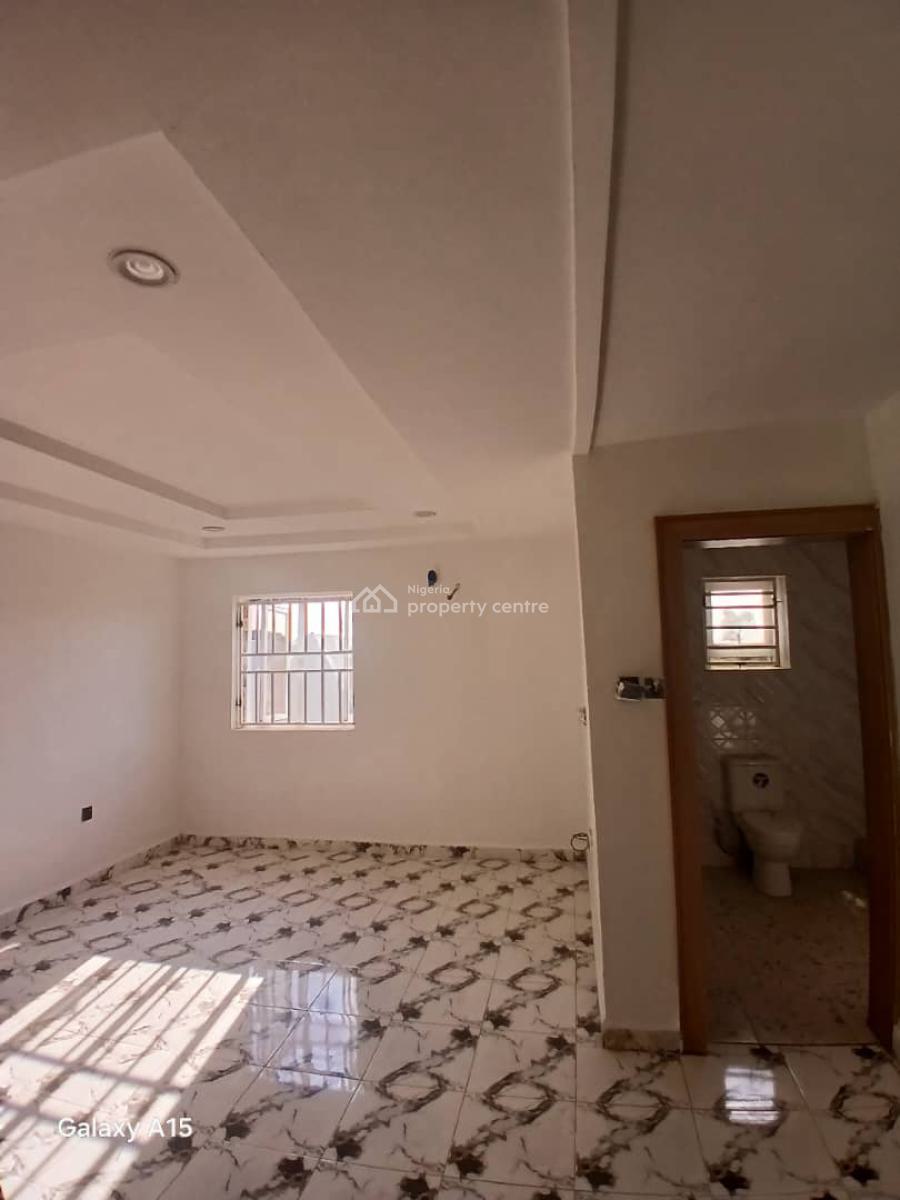 a Well-built 4-bedroom Terrace Duplex, Apo-gudu District By Ceadercrest Hospital., Apo, Abuja, Terraced Duplex for Rent