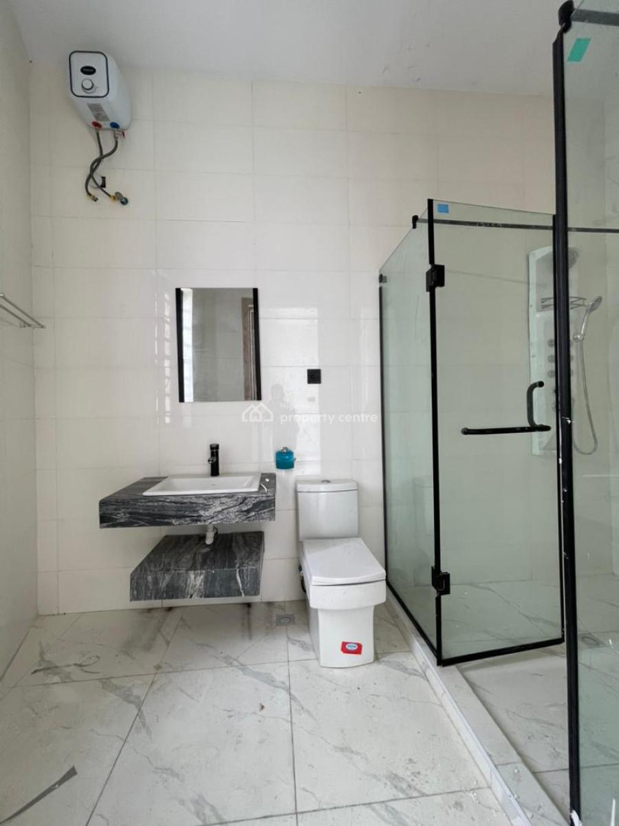 Topnotch 4 Bedroom Terrace Duplex in a Communal Living Space, Harris Vgc Drive, Lekki, Lagos, Terraced Duplex for Sale