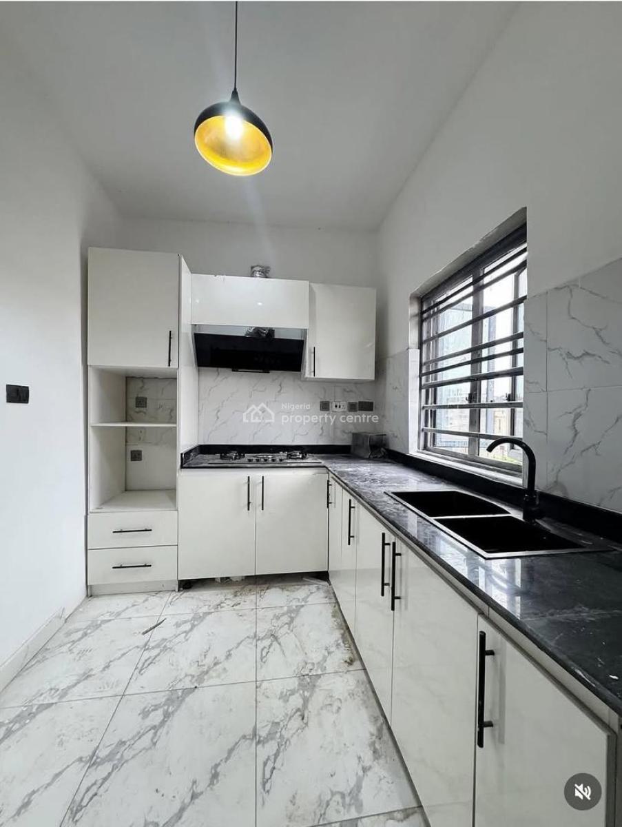 Serviced 2 Bedroom Apartment with Security Post, Lekki, Lagos, Flat / Apartment for Sale