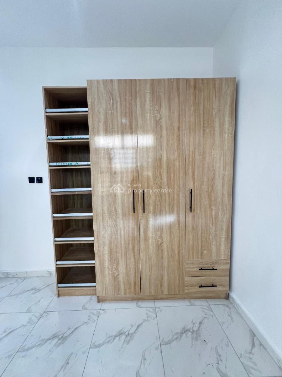 Luxurious 2 Bedroom Apartment with Bq,pool, Ologolo, Lekki, Lagos, Flat / Apartment for Sale