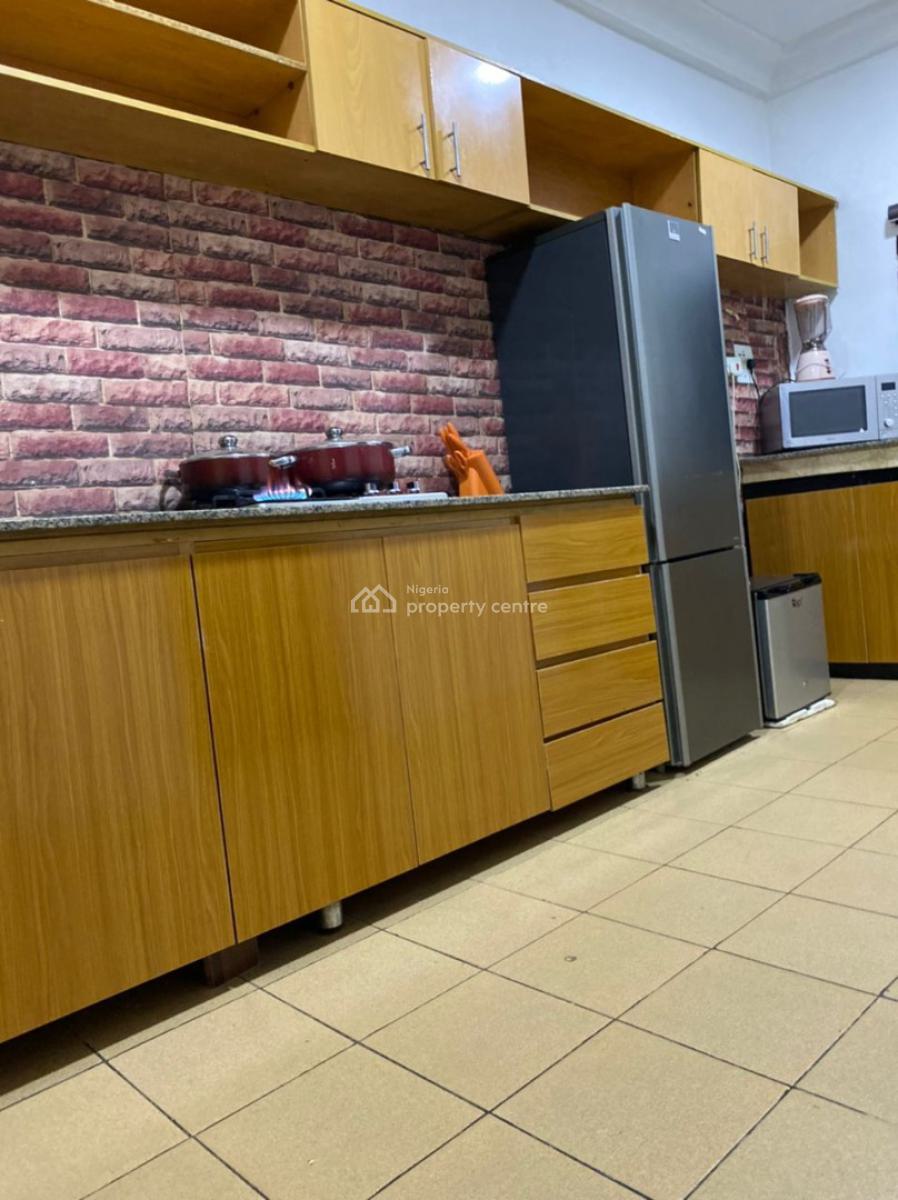 3 Bedroom Furnished Flat, Estate, Mabushi, Abuja, Flat / Apartment for Rent