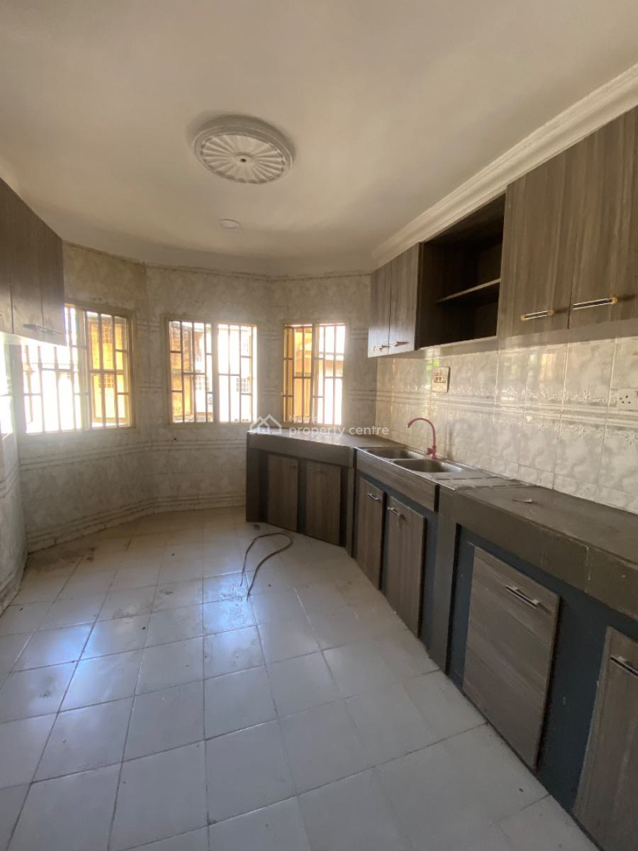 Well Built 3 Bedroom Apartment, Idado, Lekki, Lagos, Flat / Apartment for Rent