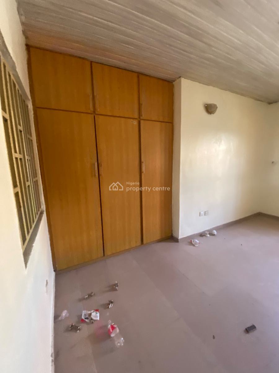 Well Built 3 Bedroom Apartment, Idado, Lekki, Lagos, Flat / Apartment for Rent