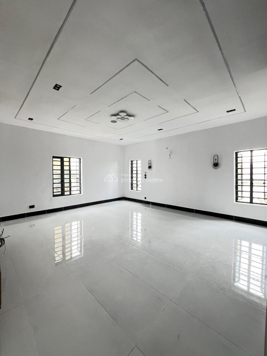 Beautiful  5 Bedroom Duplex with a Pool,bq, Ologolo, Lekki, Lagos, House for Sale