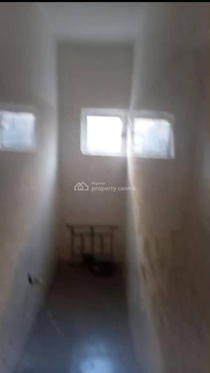Lovely 3 Bedroom Flat, Mende, Maryland, Lagos, Flat / Apartment for Rent