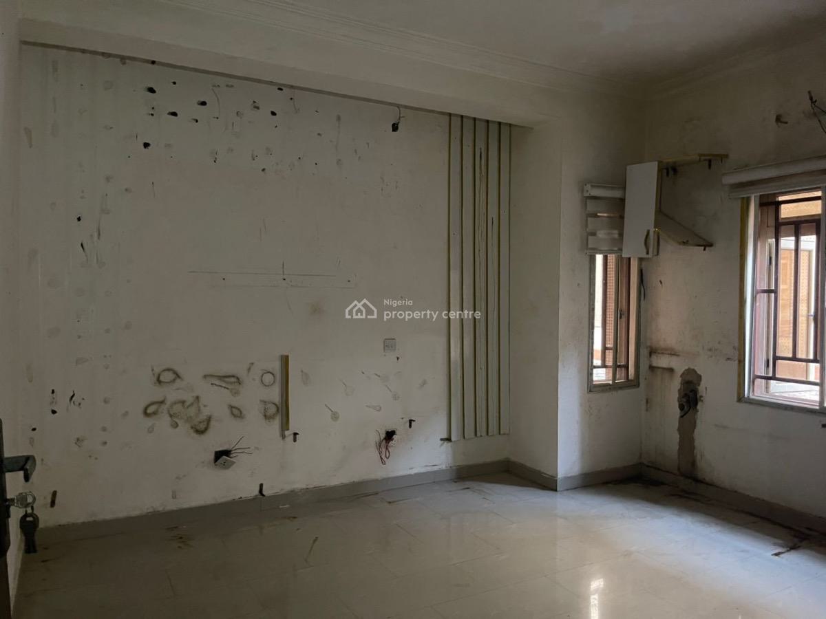 Luxury 1 Bedroom Apartment, Lekki Phase 1, Lekki, Lagos, Office Space for Rent