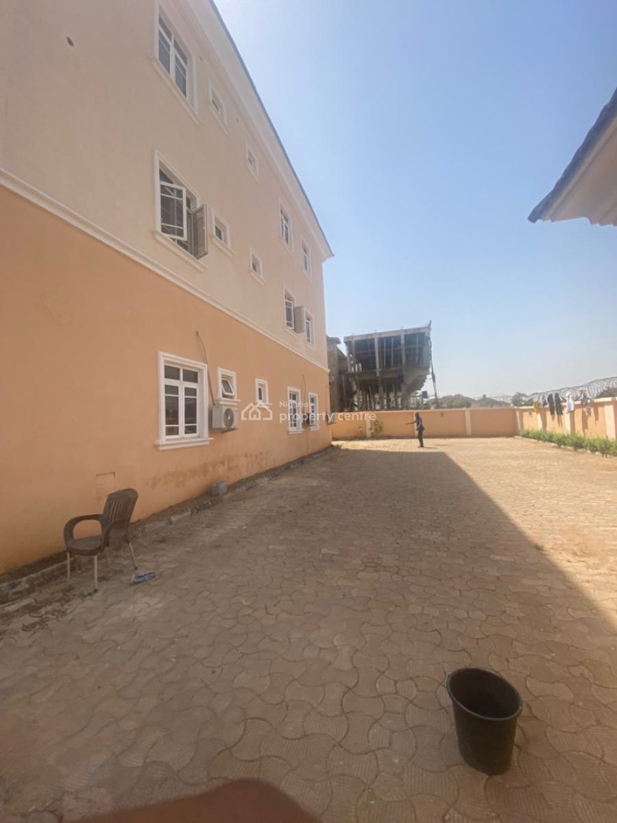 3 Bedroom Flat with Bq, Tf, Wuye, Abuja, Flat / Apartment for Rent