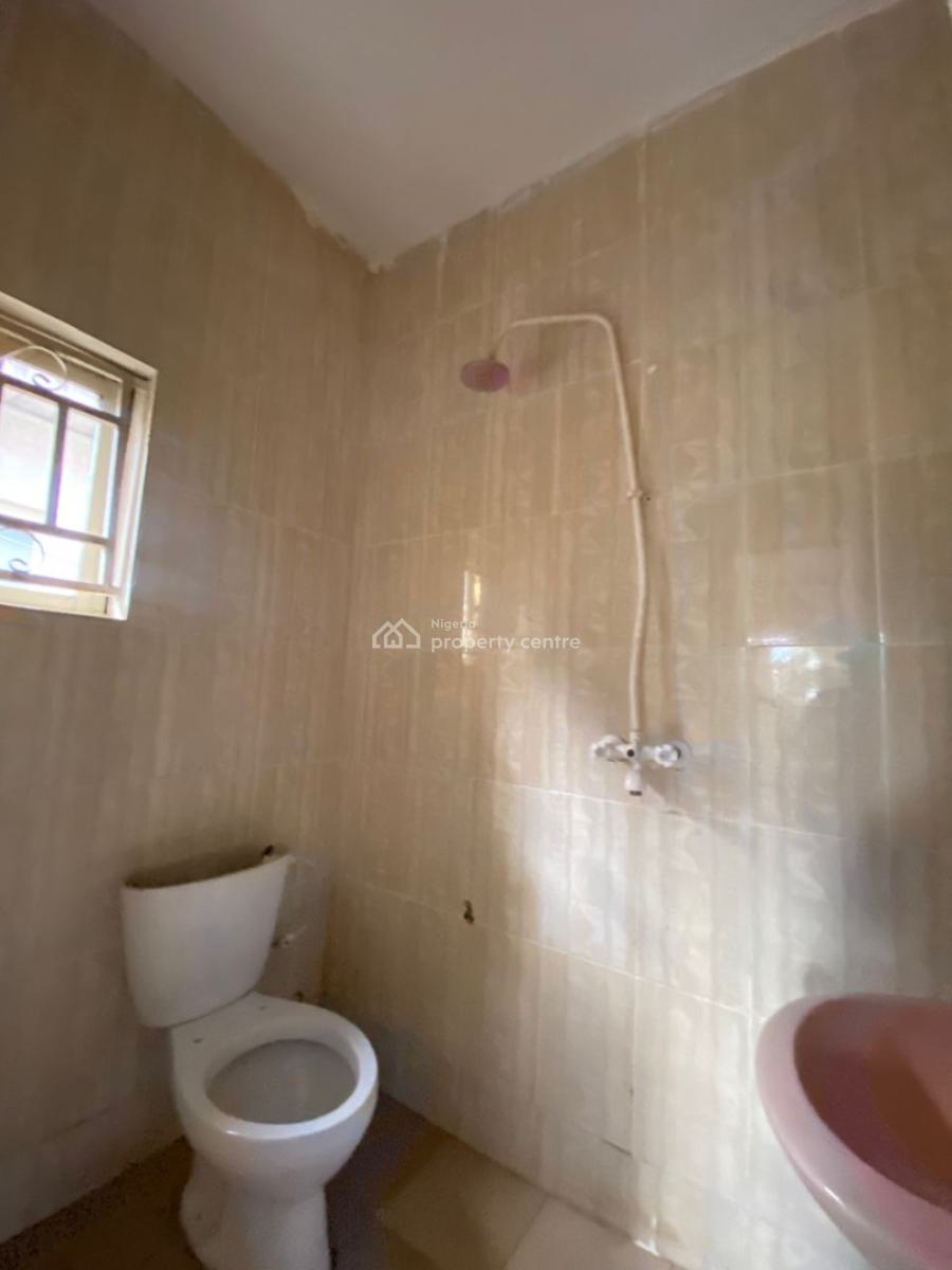 Cleam and Standard Miniflat Available, Idado, Lekki, Lagos, Mini Flat (room and Parlour) for Rent