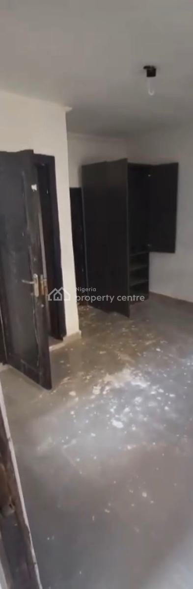 Well Maintained and Spacious Selfcontain with Personal Kitchen, Off Admiralty, Lekki Phase 1, Lekki, Lagos, Self Contain (single Rooms) for Rent