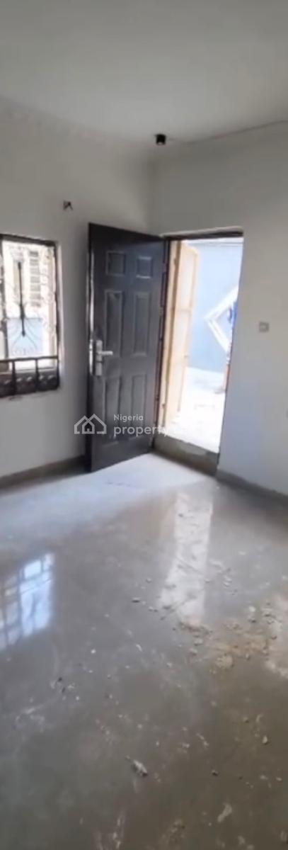 Well Maintained and Spacious Selfcontain with Personal Kitchen, Off Admiralty, Lekki Phase 1, Lekki, Lagos, Self Contain (single Rooms) for Rent