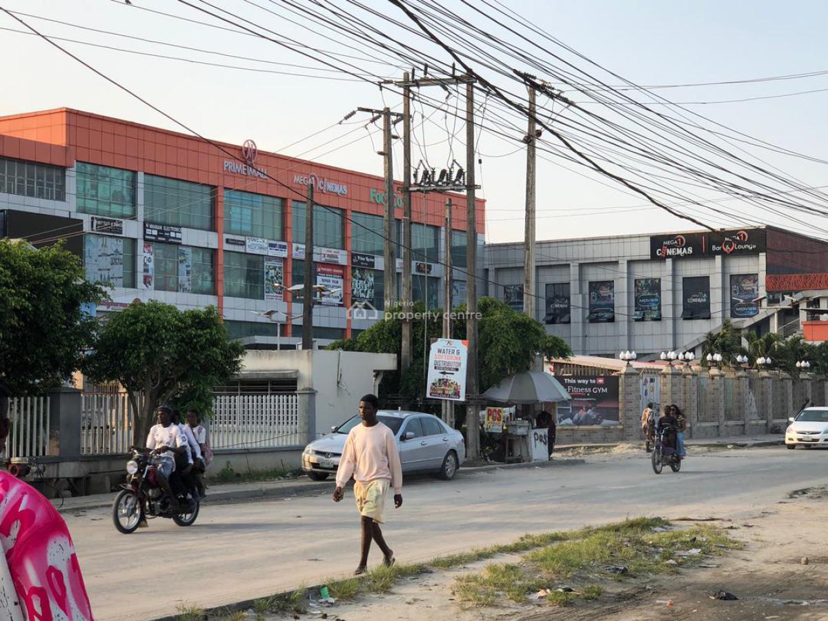 Modern Gigantic Multi Purpose Complex with Mall/offices/event Center, Orchid Road, Lafiaji, Lekki, Lagos, Plaza / Complex / Mall for Sale