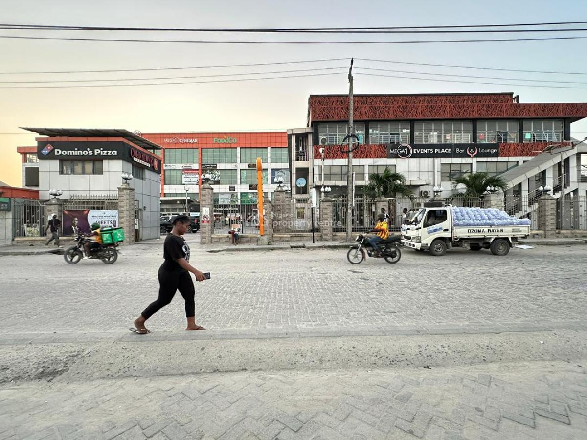 Modern Gigantic Multi Purpose Complex, Orchid Road, Lafiaji, Lekki, Lagos, Plaza / Complex / Mall for Sale