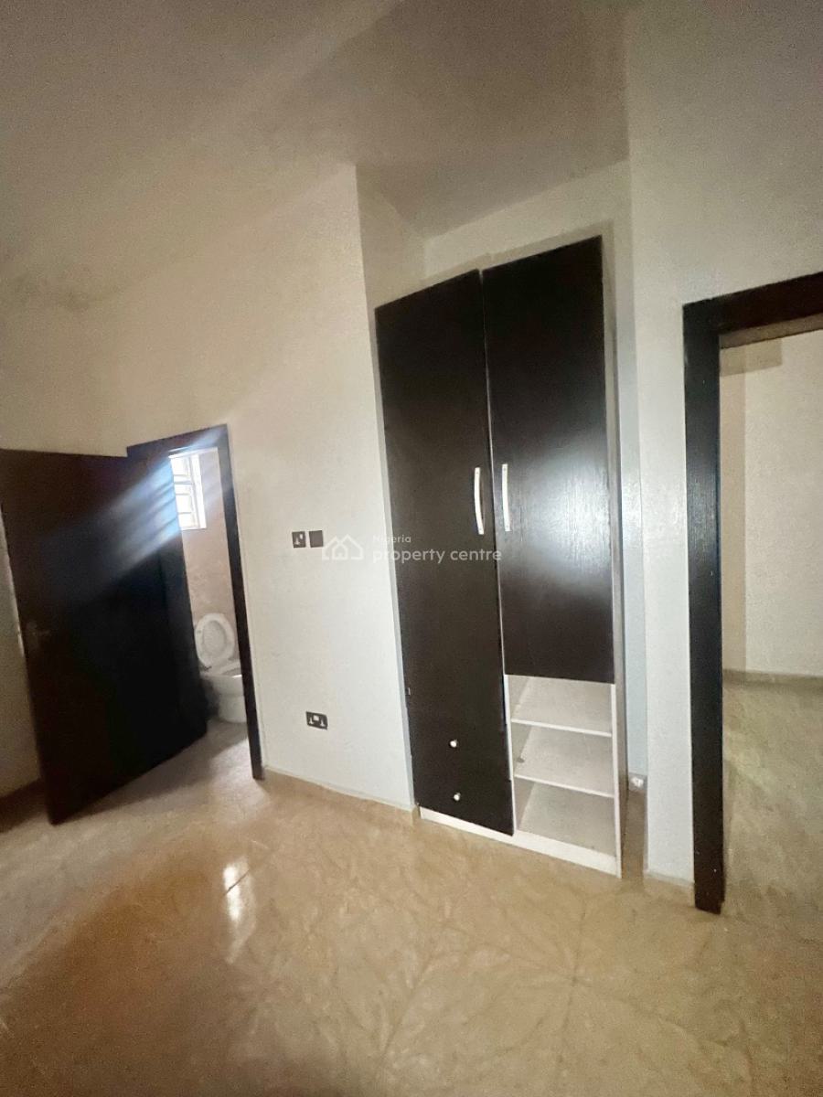 a Room Upstairs in a Shared Apt, Oba Musa Estate, Agungi, Lekki, Lagos, House for Rent