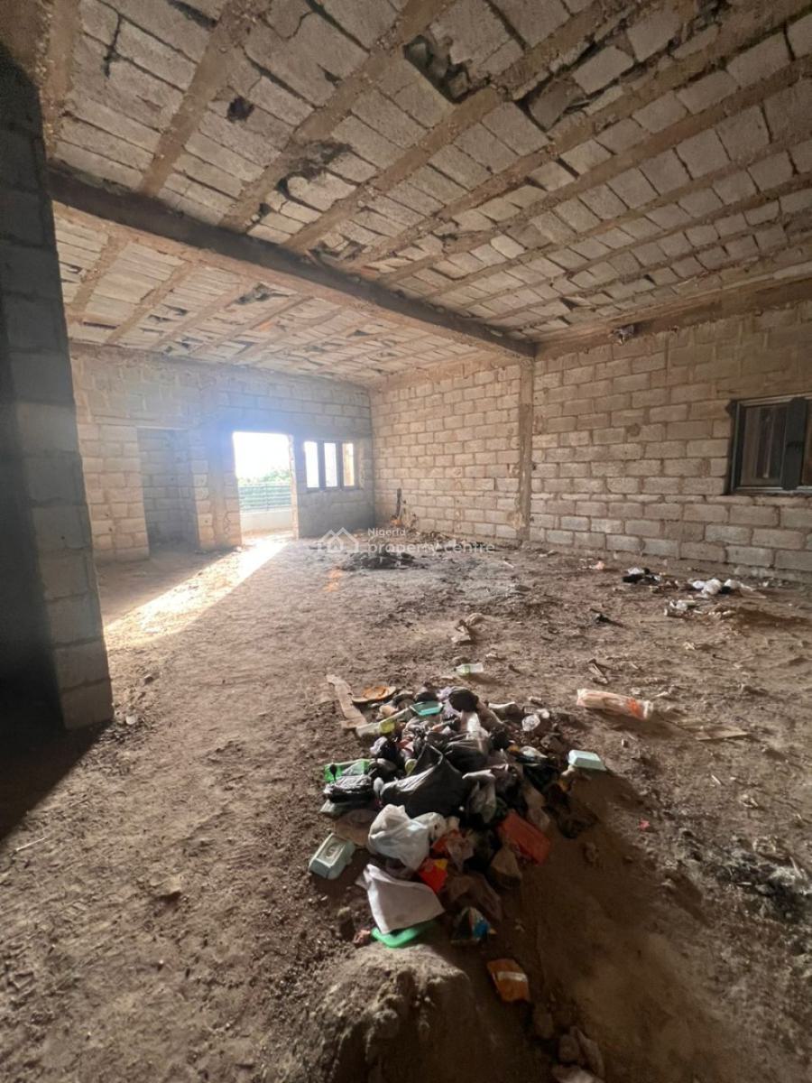 Extra Massive 3 Bedrooms Apartment with Bq (semi-finished), Katampe, Abuja, Flat / Apartment for Sale