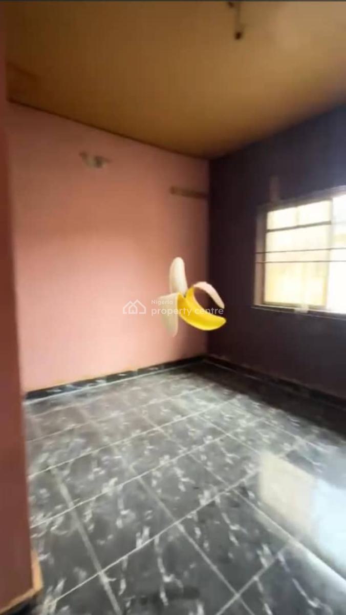 Lovely 3 Bedroom Flat, Surulere, Lagos, Flat / Apartment for Rent