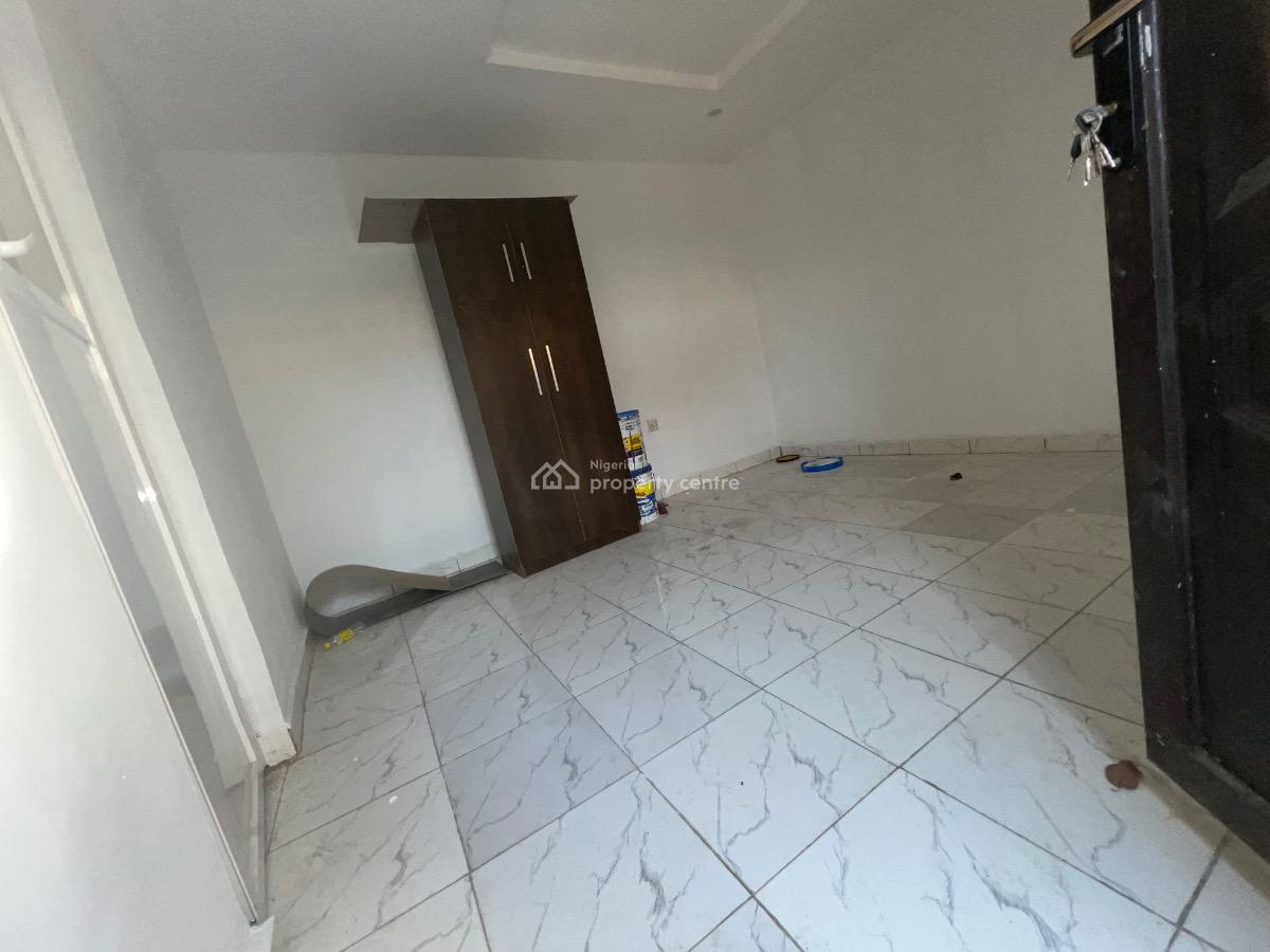 Room Self Contained, United States, Sangotedo, Ajah, Lagos, Self Contain (single Rooms) for Rent