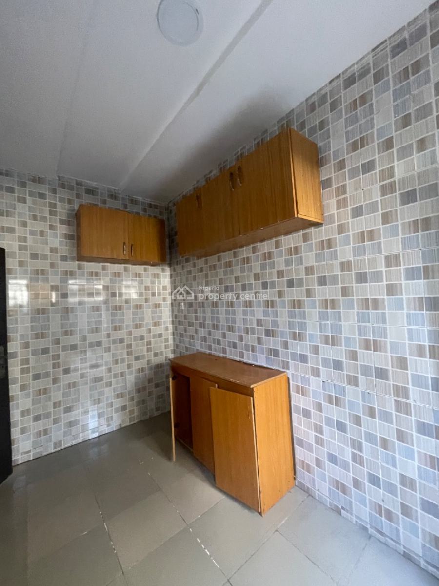 Beautiful 2 Bedroom Apartment in an Estate, Sangotedo, Ajah, Lagos, Flat / Apartment for Rent