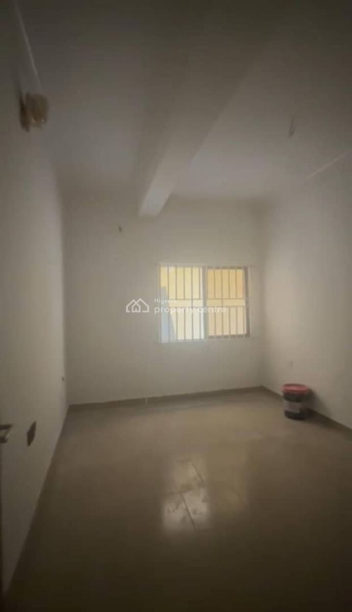 Lovely 3 Bedroom Flat, Off Ogulana Drive, Surulere, Lagos, Flat / Apartment for Rent