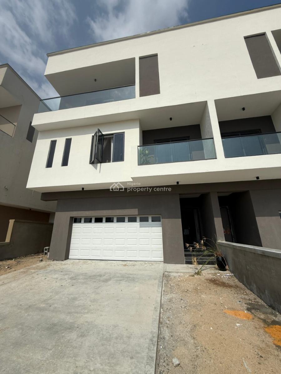 Spacious Massive Luxury 4 Bedroom Semi Detached, Foreshore Estate, Lekki Phase 1, Lekki, Lagos, Semi-detached Duplex for Sale