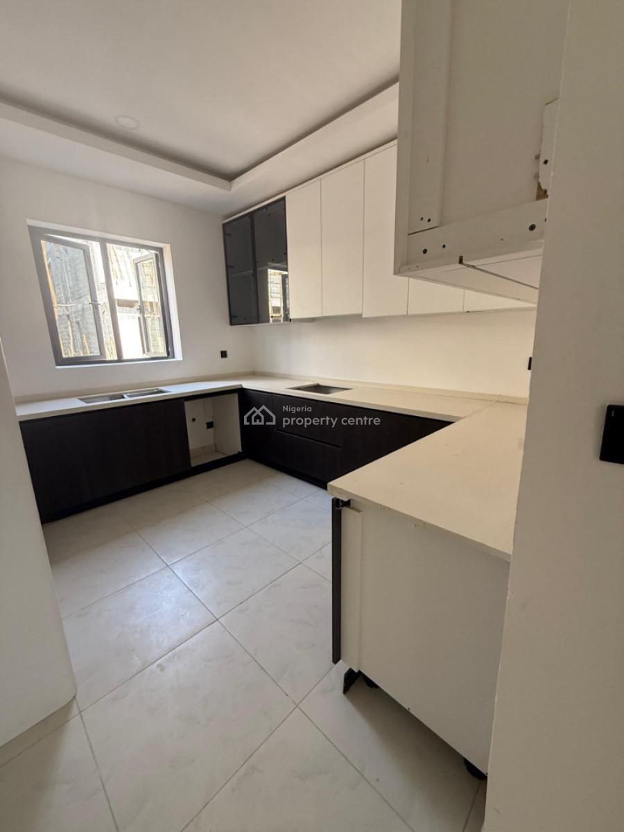 Spacious Massive Luxury 4 Bedroom Semi Detached, Foreshore Estate, Lekki Phase 1, Lekki, Lagos, Semi-detached Duplex for Sale