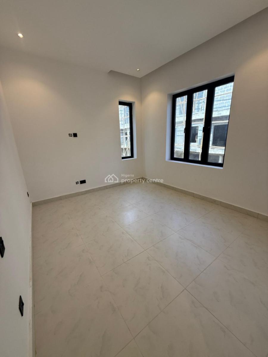 Spacious Massive Luxury 4 Bedroom Semi Detached, Foreshore Estate, Lekki Phase 1, Lekki, Lagos, Semi-detached Duplex for Sale